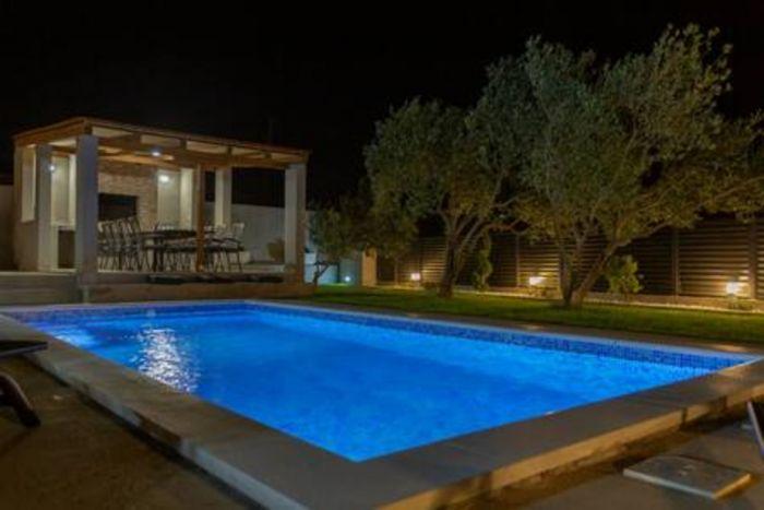 Sea View Villa w Pool, Garden in Kastela