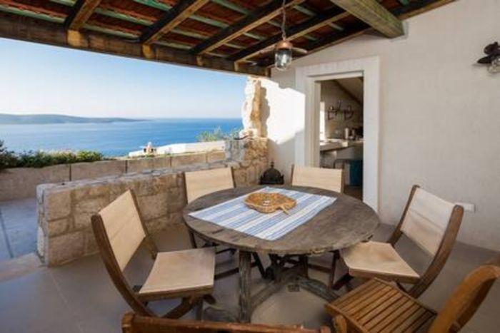 Stone Sea View Villa w Pool 4 min to Beach in Hvar