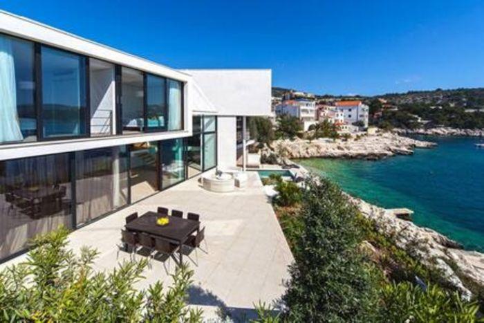 Charming Home with Stunning Views in Primošten