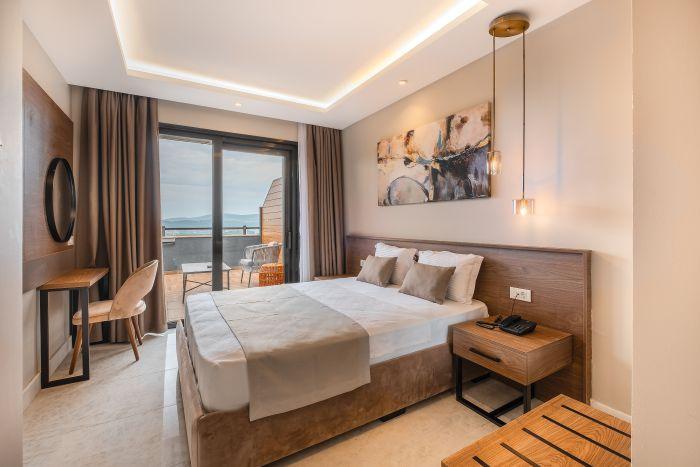 Montenegro Lodge | Superior Double Room w Sea View