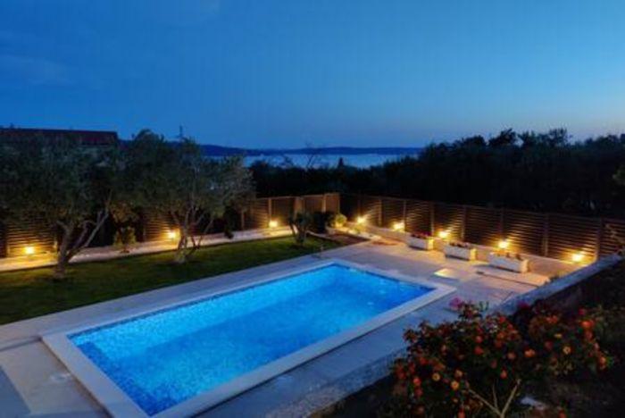 Sea View Villa w Pool, Garden in Kastela