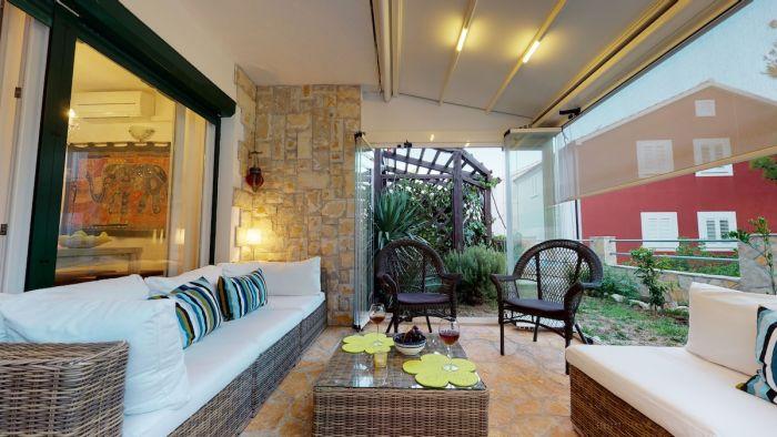 Lux Flat w Pool 1 min to Ivan Dolac Beach in Hvar