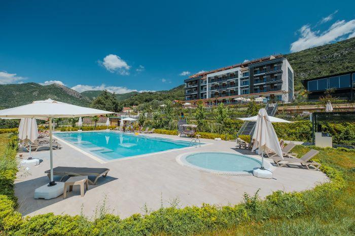 Montenegro Lodge | Jakuzili Penthouse