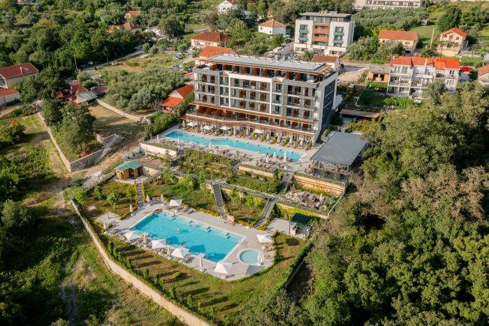 Montenegro Lodge | Penthouse w Jacuzzi & Sea View