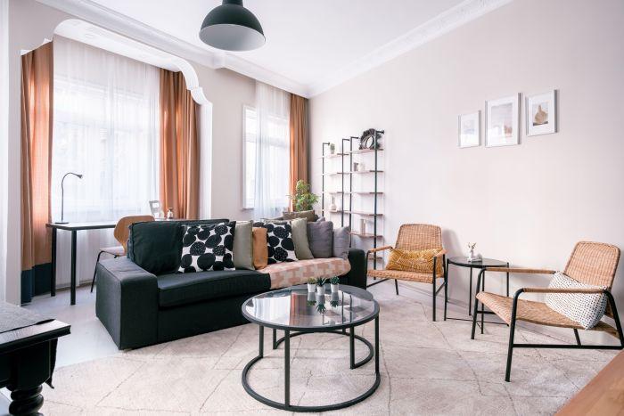 Modern Spacious Flat w Balcony 5 min to Taksim