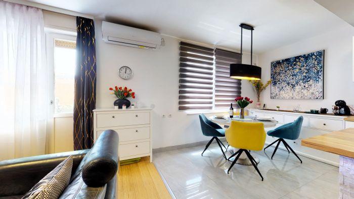 Central Flat with Balcony in the Heart of Split