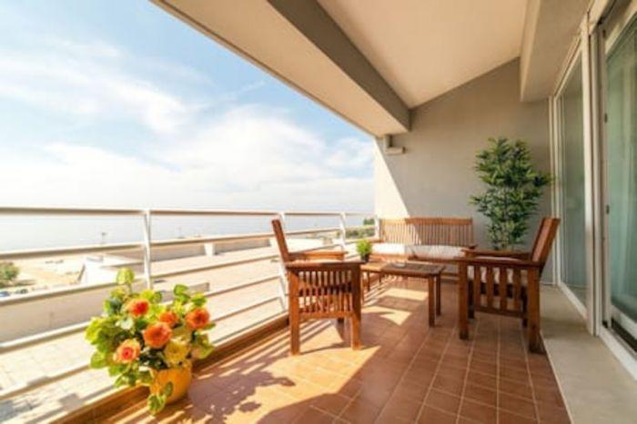 A10 Luxury Duplex Apartment with Balcony and Sea V